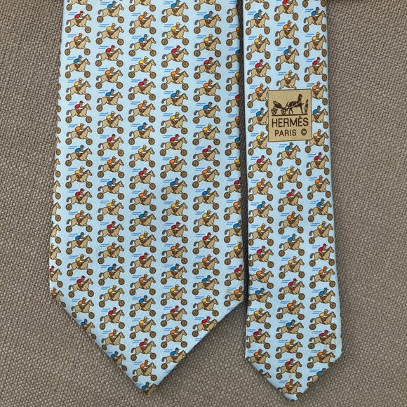 100% REAL HERMES TIE ~ LIGHT SKY BLUE w FUN RED YELLOW ROCKING HORSE JOCKEYS XL - Picture 2 of 4